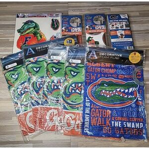HUGE LOT of Florida Gators Decor! 5 Team Flags, 4 Sets of Wall Decals ALL NEW
